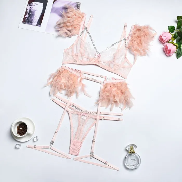 Amanda Feathers Lingerie Set Dashdiamondx Anal