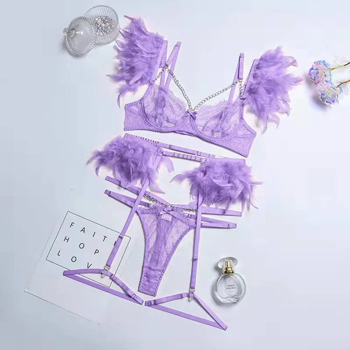 Amanda Feathers Lingerie Set Dashdiamondx Anal